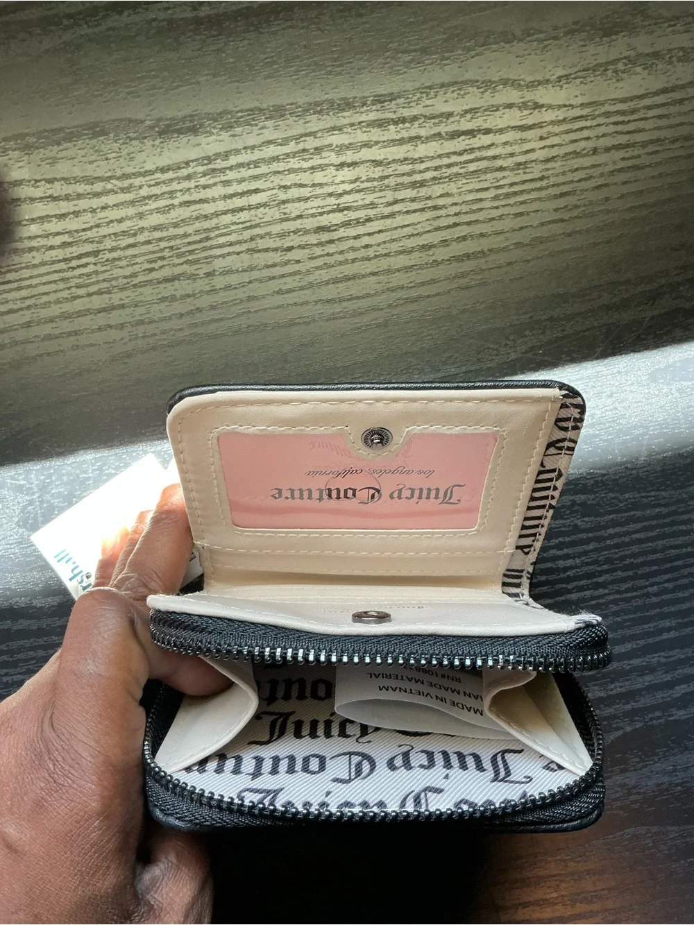 Juicy Couture Cream and Pink Small Zip Card Wallet